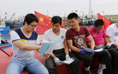 党员互评50个缺点与不足?最新批评与自我批评
